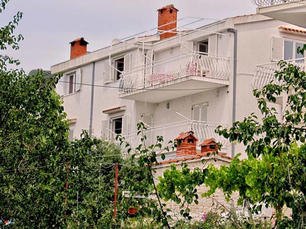 Ljiljana Apartment Okrug Gornji Room photo